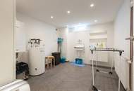 AM MÜHLWASSER - TRAUMHAFTE VOLLUNTERKELLERTE DOPPELHAUSHÄLFTE MIT VIELEN EXTRAS