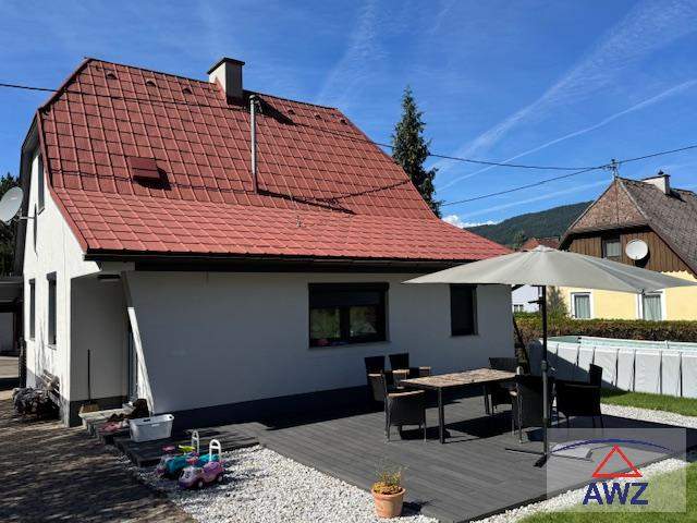 Einfamilienhaus mit schönem Grundstück!
