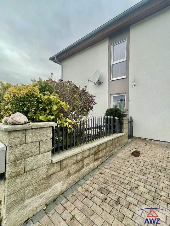 Nettes Wohnhaus mit Keller in Pasching