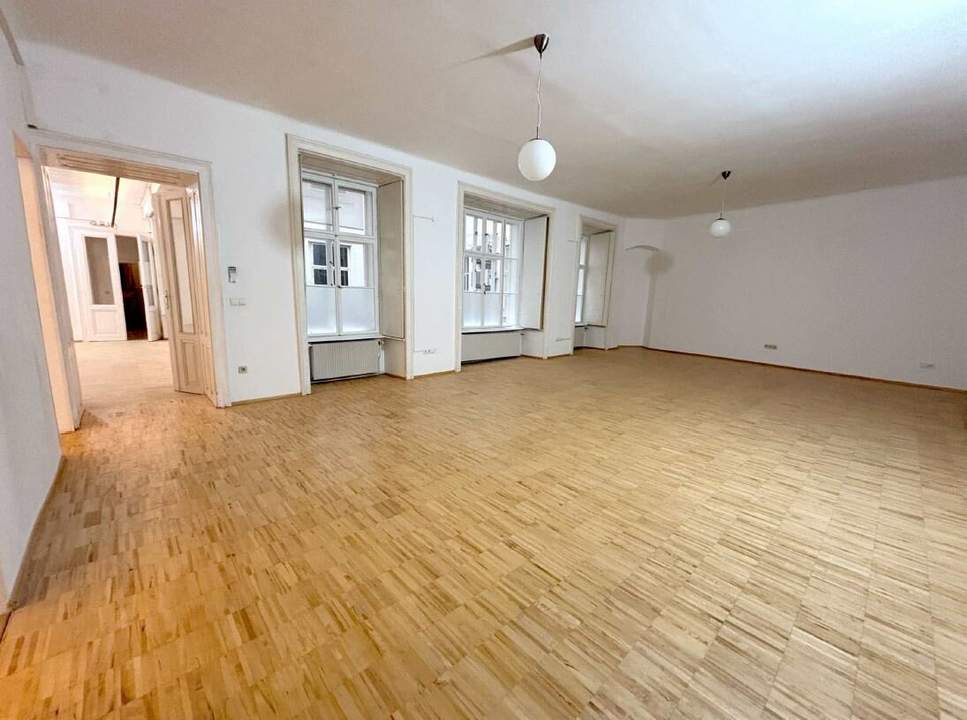 Provisionsfrei für den Mieter! Klimatisiertes Loftiges Büro 160qm Belle Etage , elegant neu saniert!
