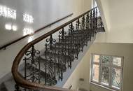 Leeres Zinshaus mit baubewilligtem Dachausbau im 2. Bezirk – Top Investment