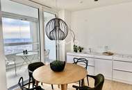 29. Etage: Skyline-Feeling inklusive Pool: Ihre neue 3-Zimmer-Oase