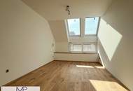 Helle und ruhige 3-Zimmer DG Wohnung mit super Ausstattung - ohne lästige Schrägen!