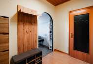 Großzügige 4-Zimmer-Wohnung mit Lift und TG-Stellplatz in gefragter Lage von Asten