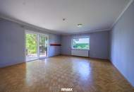 Mehrfamilienhaus mit Park in Pubersdorf