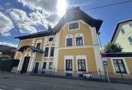 wunderschöne großzügige Altbauwohnung mitten in Gmunden