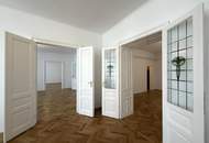 Repräsentatives Altbaubüro in der Wiener Innenstadt // Prestigious Office in a Historic Viennese Building in Vienna’s City Centre //