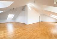 Großzügige Dachgeschosswohnung mit Stil &amp; Weitblick in Baden