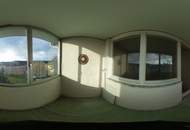 Sanierungsbedürftige 3-Zimmer-Eigentumswohnung mit Balkon, Loggia und Garage