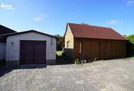 Schönes Stadthaus mit Garten, Garage und großem Schuppen