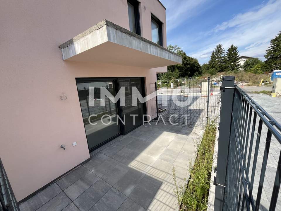 Ein Haus mit Blick zur Burg Kreuzenstein