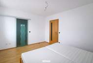 Reihenhaus mit Pool, viel Platz & sonniger Lage in Steinhaus
