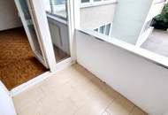 Notverkauf! Schnäppchen Alarm im 19.Bezirk! Vermieten und verdienen statt träumen! Komplett hofseitig + 3 Zimmer + Tolle Raumaufteilung + Tolle Infrastruktur! Schnell sein!