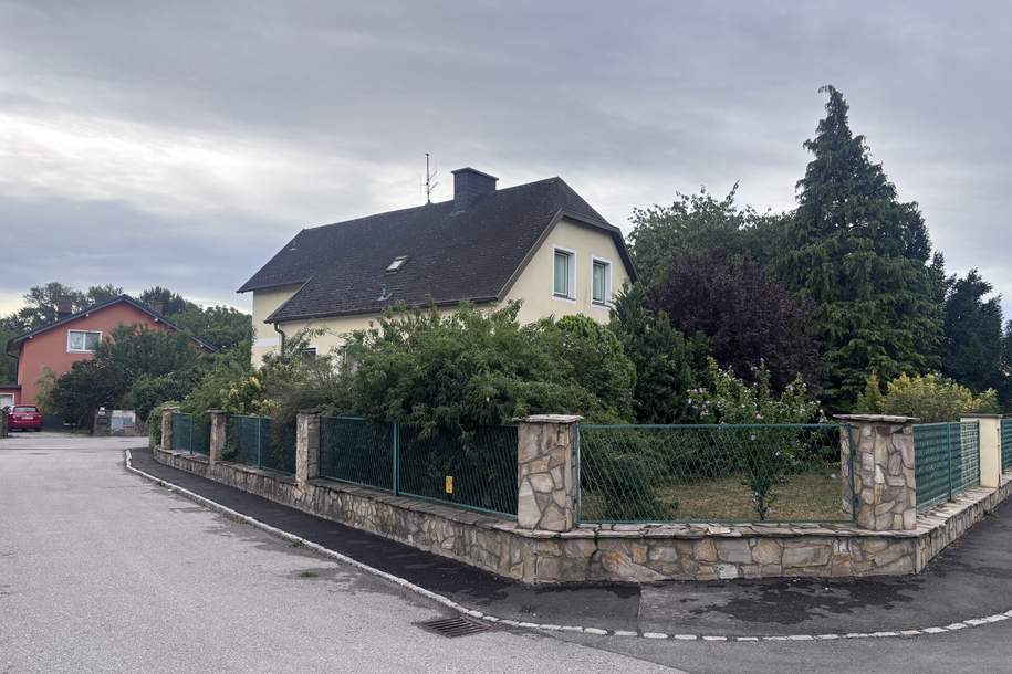 Charmantes Einfamilienhaus mit großem Grundstück und viel Potenzial, Haus-kauf, 479.000,€, 2551 Baden