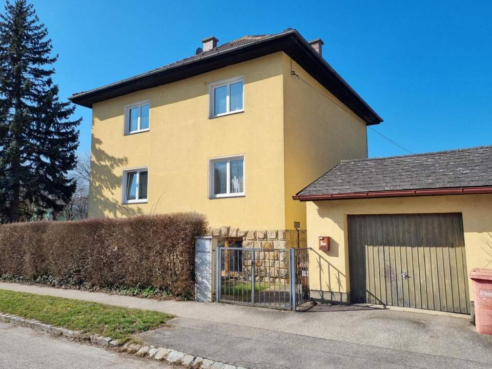 RENOVIERUNGSBEDÜRTIGES EIN-ZWEIFAMILIENHAUS IN PURKERSDORF ZENTRUMSNÄHE