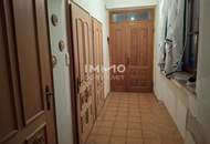 Gast- und Wohnhaus inkl. 4 Ferienwohnungen, 7 Garagenplätze und Parkplätze.