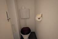 Perfekte Singlewohnung ab 1.1.2026 (1 Zimmer + separate Küche) im 3. Stock OHNE Lift - Grünblick nähe Bahnhof Atzgersdorf!