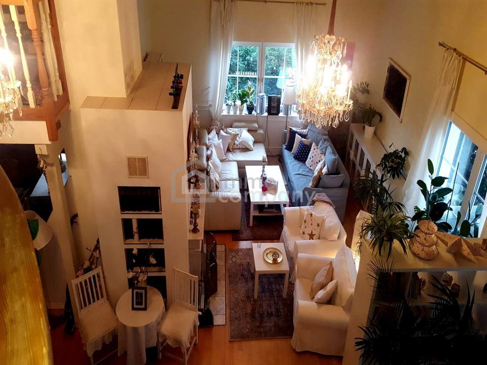 EIN HAUS MIT SEELE, HERZ UND PLATZ FÜR IHRE TRÄUME.- rund 530 m² Gesamtraum zur freien Entfaltung