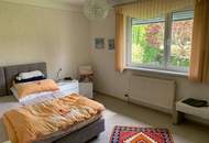 Wunderschönes Einfamilienhaus mit zusätzlichem Baugrundstück(eigene Zufahrt)
