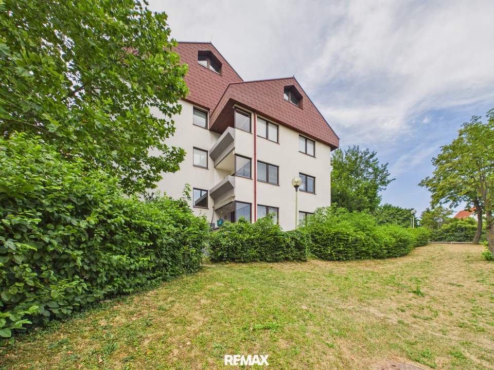 Familienfreundliche 4-Zimmer-Eigentumswohnung mit Loggia &amp; Garage