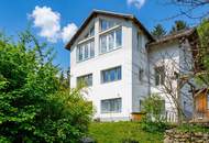 Exklusive, moderne DG-Wohnung mit Eigengarten und Schwimmteich in Jahrhundertwende-Villa auf der oberen Lawies