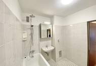 Familienhit! 4 Zimmer Dachgeschoßwohnung + Terrasse ohne Dachschrägen - 3 Bedroom apartment+ terrace NEUER PREIS