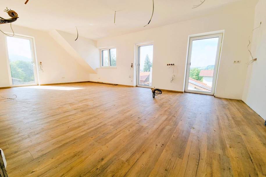 Erstbezug über den Dächern – 2-Zimmer-Dachgeschosswohnung mit zwei Balkonen & Stil, Wohnung-miete, 1.199,00,€, 5164 Salzburg-Umgebung
