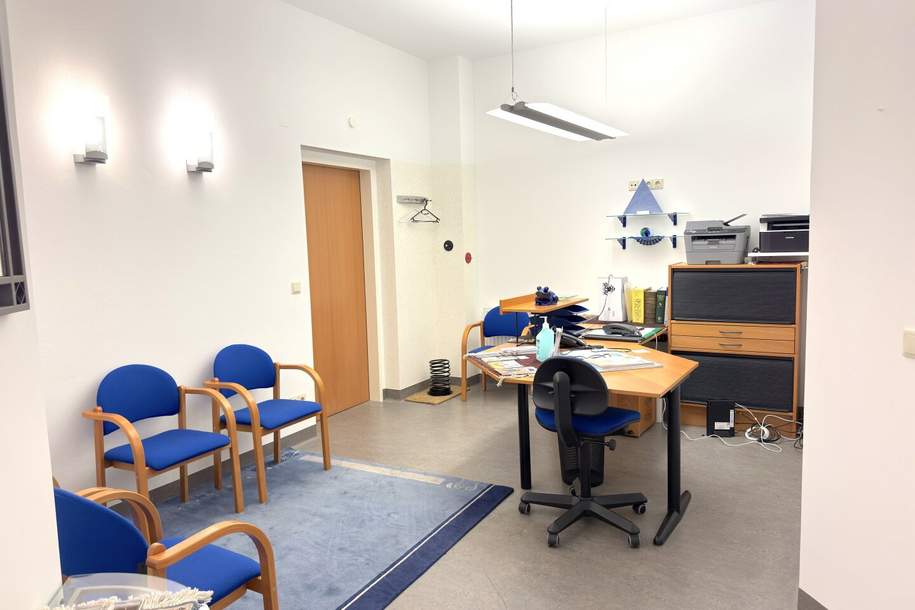 Gesundheitszentrum Oberwart: Großzügige Arztpraxis/Büroräumlichkeiten, Gewerbeobjekt-kauf, 149.000,€, 7400 Oberwart