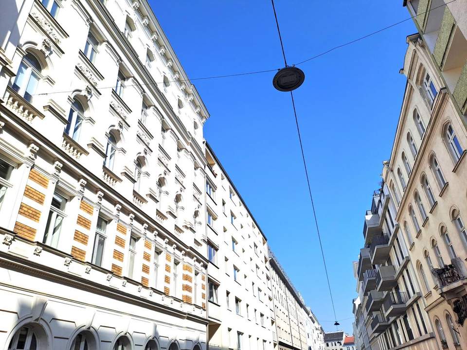 UNBEFRISTET - SCHÖNE LAGE - KOMPLETT MODERNISIERT - MIETE INKL. HEIZUNG UND WARMWASSER