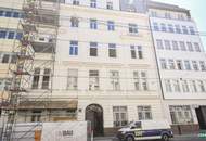 Erstbezug: Traumhafte 5-Zimmer Altbauwohnung mit Balkon beim Rochusmarkt