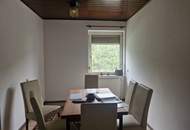 LIEBEVOLLES, TEILRENOVIERTES EINFAMILIENHAUS IN BEGEHRTER WOHNLAGE VON KÖNIGSTETTEN MIT HERRLICHEM FERNBLICK IN DEN WIENERWALD