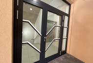 TOP CHANCE! TOLLES ZINSHAUSPAKET! NEU ERRICHTETES WOHN- und GESCHÄFTSHAUS DIREKT AM HAUPTPLATZ!