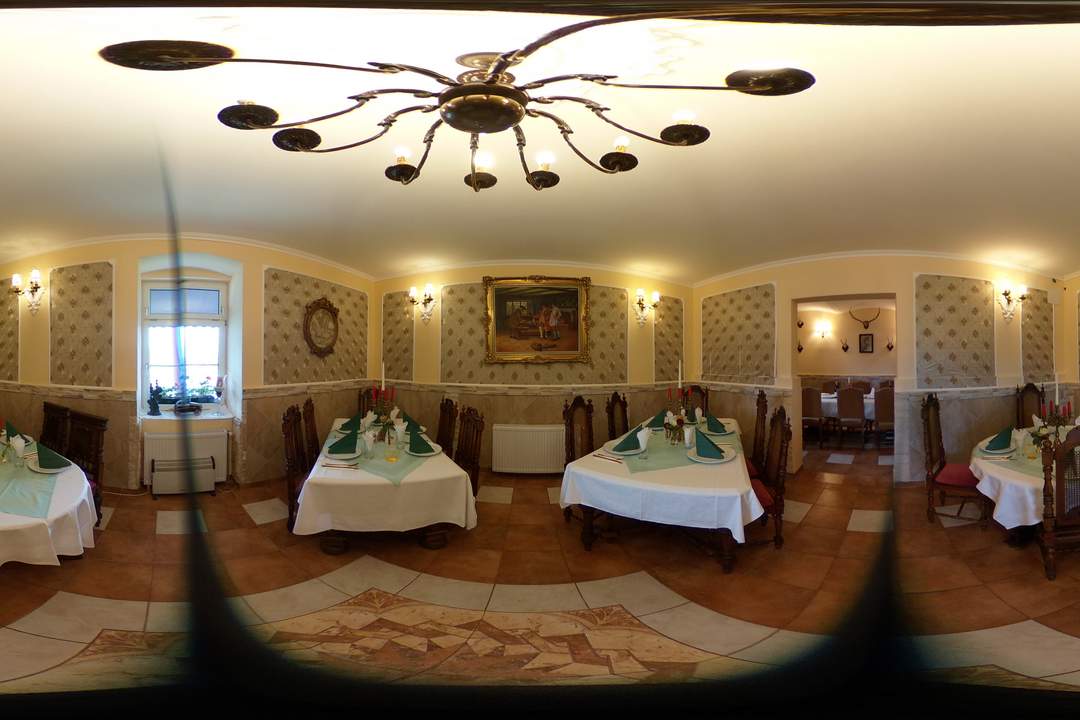 Hotel Restaurant Lambach Villa in Mürzzuschlag - Ein historisches Juwel auf 728m Seehöhe