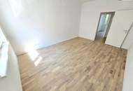 Das Zuhause, das die Stadt vergessen lässt! TOP saniert + Hofseitige Terrasse + Viel Grün + Viel Lebensqualität + Absolute Ruhelage + Ideale Raumaufteilung! Besser geht´s nicht! Nicht lange zögern...