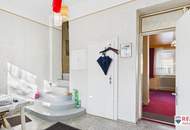 Gepflegtes Haus mit Garten, Garage & Nebengebäuden