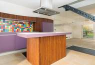 Baumeisterhaus in ökologischer Bauweise, Naturgarten, Photovoltaik