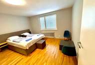 "4. Liftstock vollmöbliert mit hofseitigem Balkon!"