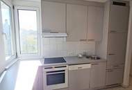 DACHGESCHOSS, Daringergasse, sonnige 76 m2 Neubau mit 6 m2 Balkon, 2 Zimmer, Wohnküche, Wannenbad, Parketten, Grünblick