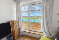 Passivhaus mit beheiztem Pool, Dachterrasse und separater Ordination – unverbaubarer Grünblick