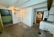 Sanierungsobjekt mit zwei Wohnhäusern und Nebengebäuden in Poysdorf!