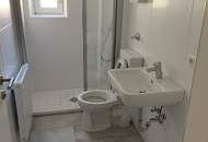 Eine umfassend sanierte 2 Zimmer-Wohnung mit tollem Grundriss, praktischem Abstellraum und sehr schönem Badezimmer wartet auf Sie! Sofort verfügbar!