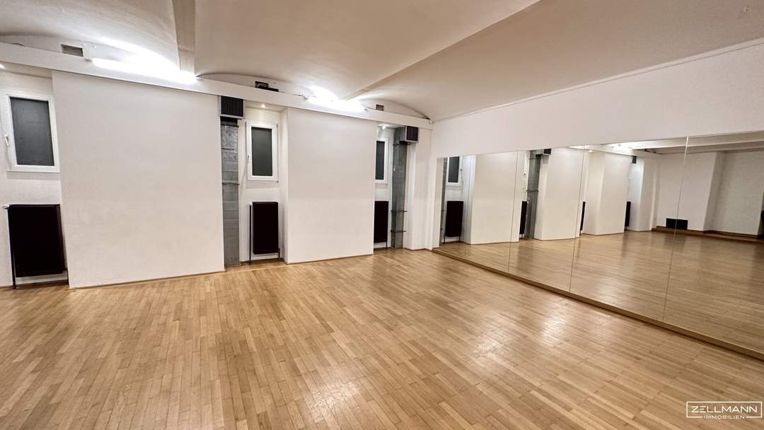 Souterrain Lokal nahe dem Wiener Schwarzenbergplatz | ZΞLLMANN IMMOBILIEN