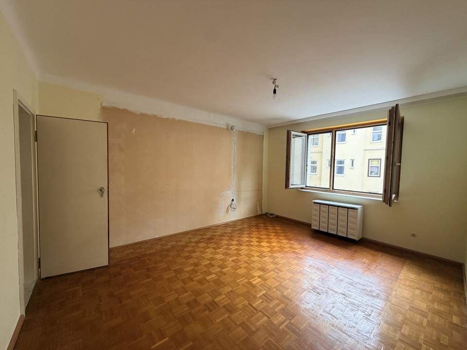 Gemütliche Zweizimmerwohnung mit Gestaltungspotenzial