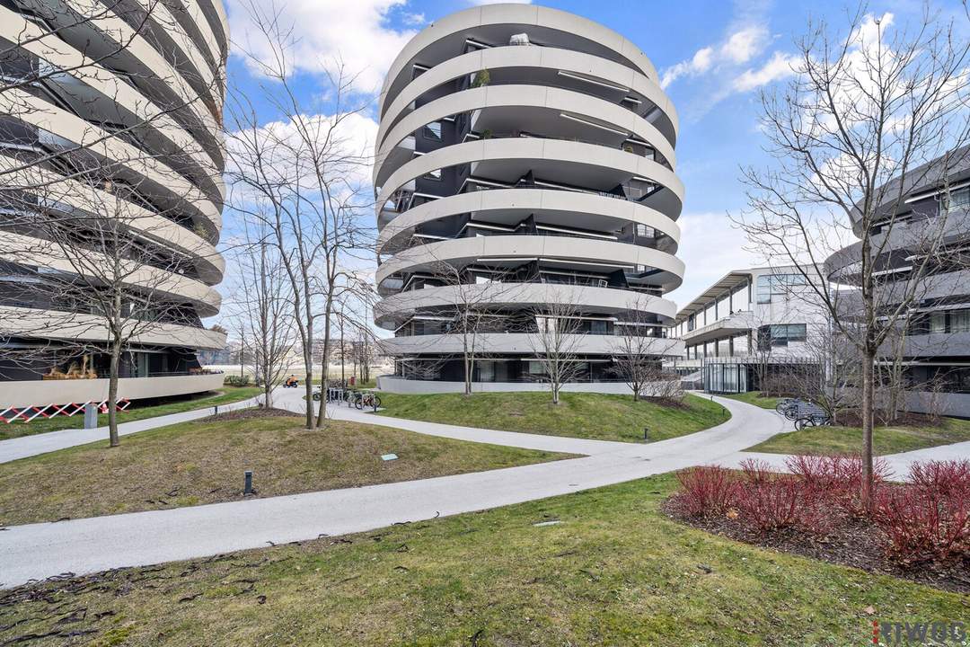 Penthouse Ähnliche Terrassenwohnung mit Blick auf die Trabrennbahn bzw. in denn Prater mit 2 Garagenstellpätze im RONDO