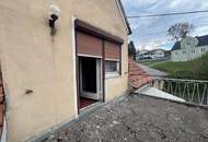 Sanierungsbedürftiges Einfamilienhaus mit viel Potenzial in ruhiger Siedlungslage in Kemeten