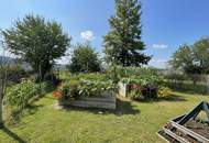 Ehemaliger Heuriger in den Sooßer Weingärten mit 2 Wohneinheiten und riesigem wundervollem Garten