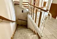 Sehr gepflegtes Ein- bis Zweifamilienhaus mit großem Garten und Doppelgarage!