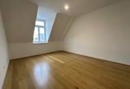 Exklusives Dachgeschoss mit 6 Zimmern, 2 Terrassen & Wellnessbereich |als WG oder Büro nutzbar