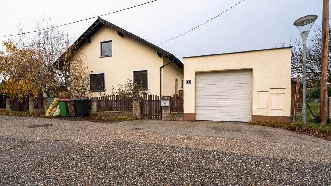 Ihr Haus in Probstdorf: Einfamilienhaus mit Terrasse, Garage und viel Potential!