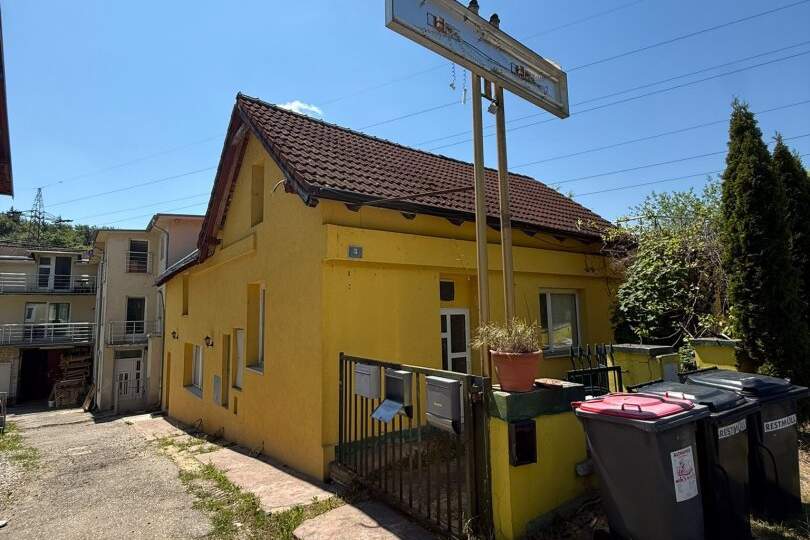 TOLLES RENDITEOBJEKT - Gasthaus inklusive 5 Wohnungen zum Top Preis!, Gewerbeobjekt-kauf, 799.000,€, 3021 Sankt Pölten(Land)